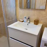 Casa Francesca Con Parcheggio Gratuito Διαμέρισμα Σαν Ρέμο