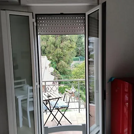 Casa Francesca Con Parcheggio Gratuito サンレモ